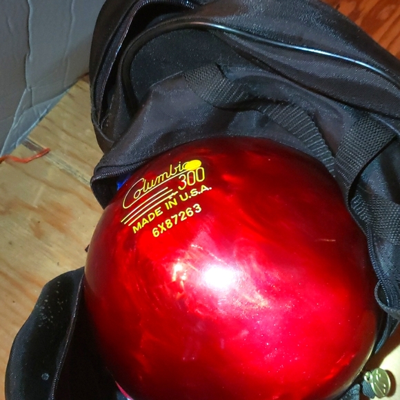 New Columbia Bowling ball